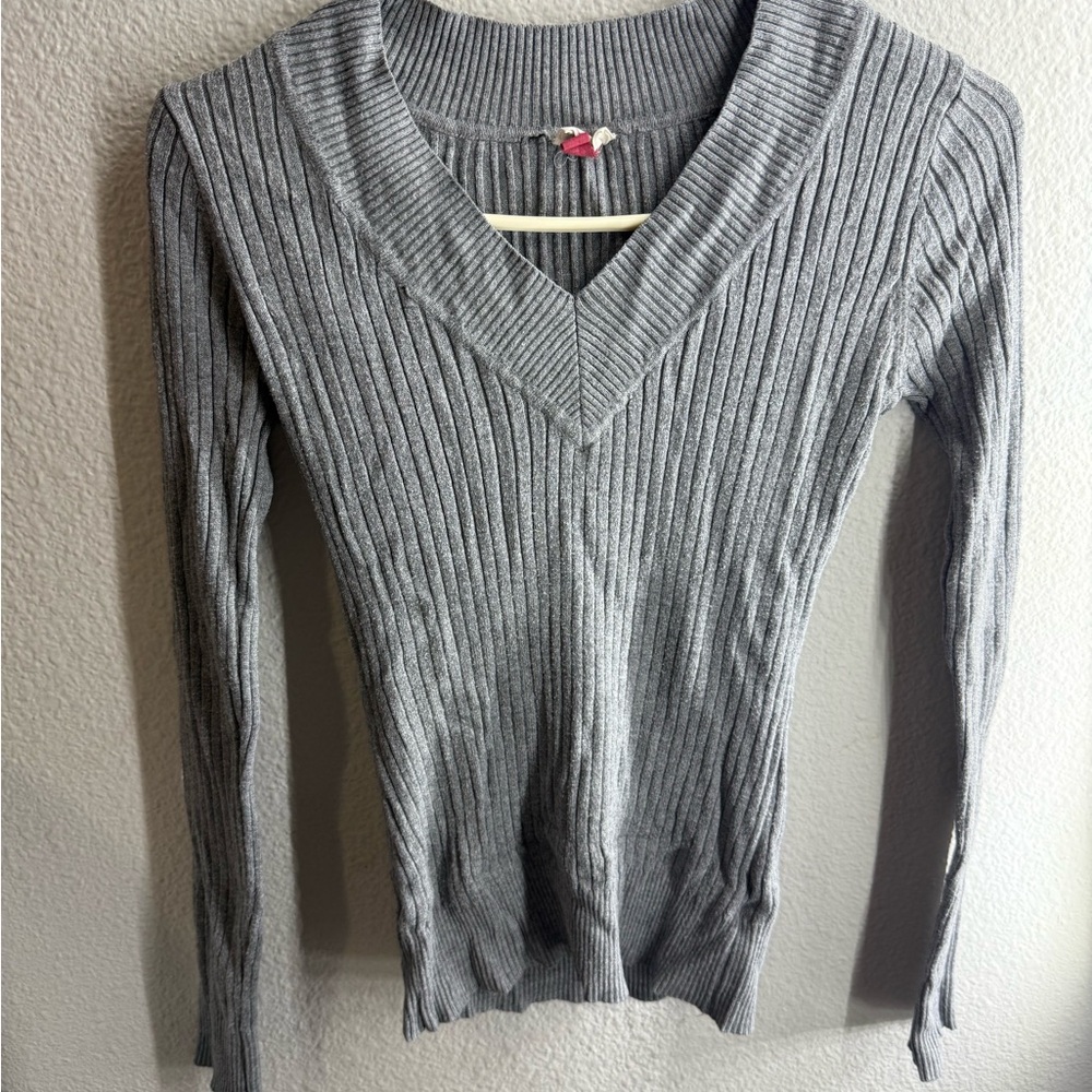 LEI Gray Ribbed Knit Top